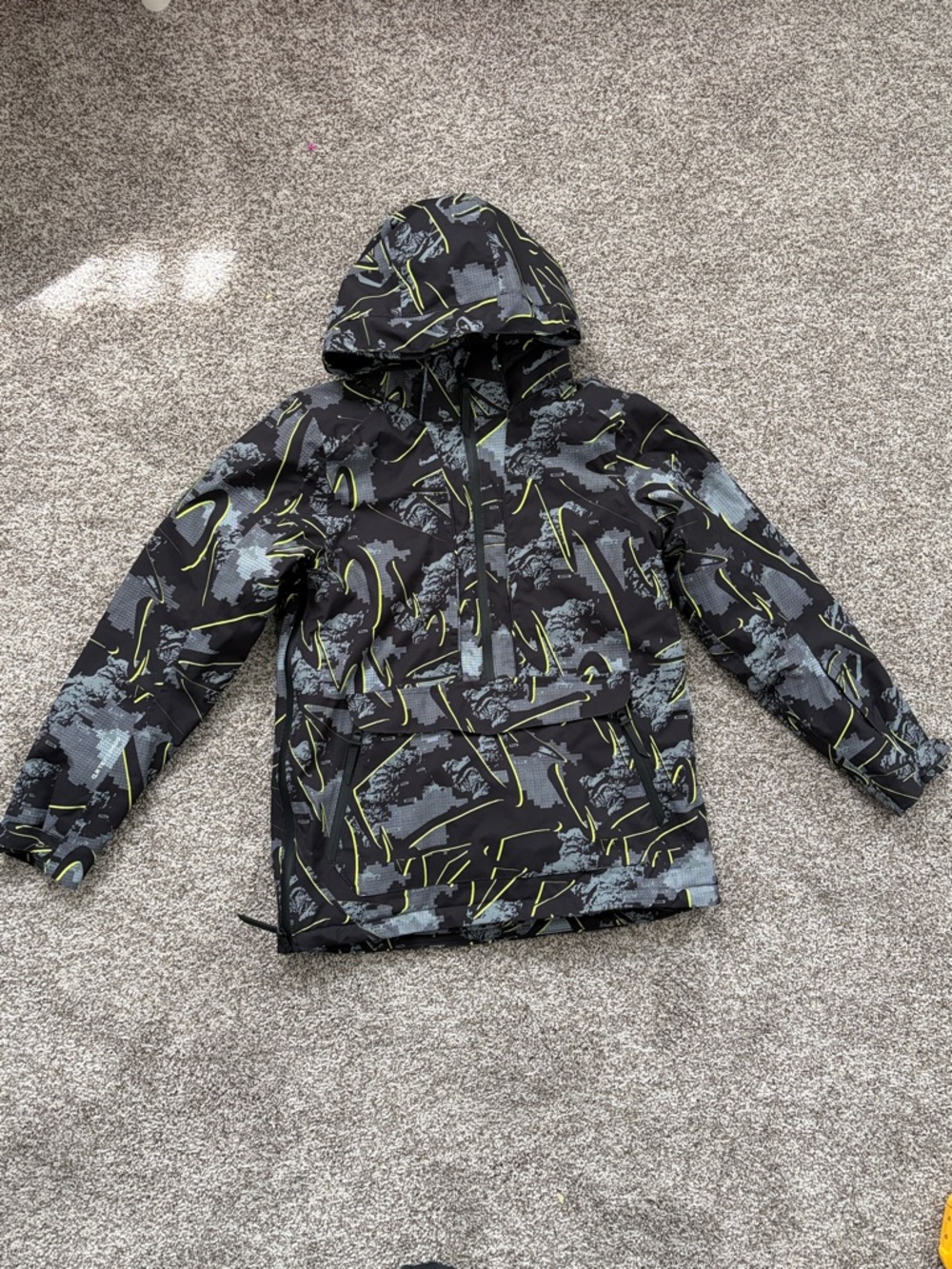 Five Seasons Sweden Kids Ski Jacket Youth L 158/164 Black Neon Print Like New